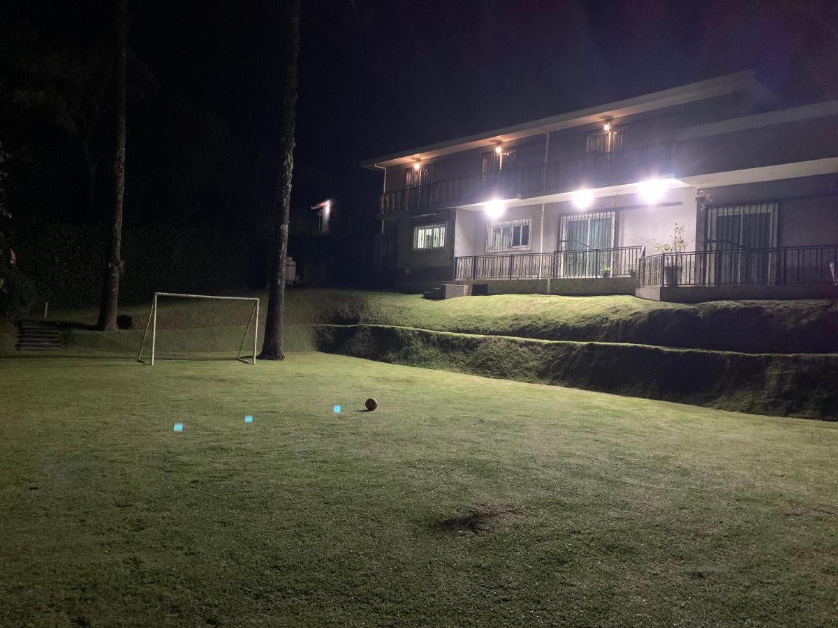 Excelente Casa, Bairro Nobre Em Campos Do Jordao Villa Eksteriør bilde